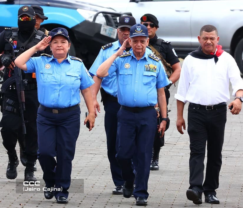 POLICIA3