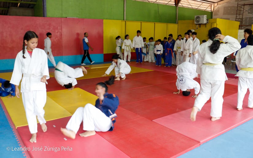 WhatsApp-Image-2025-02-11-at-17-17-17