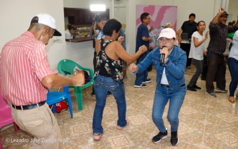 ADULTOS12