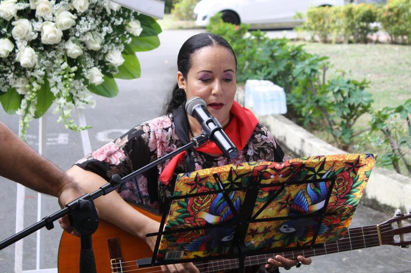 DOMINICANA-(2)