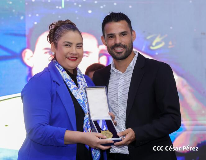 PREMIACION15