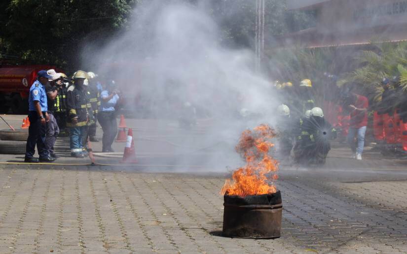 BOMBEROS8