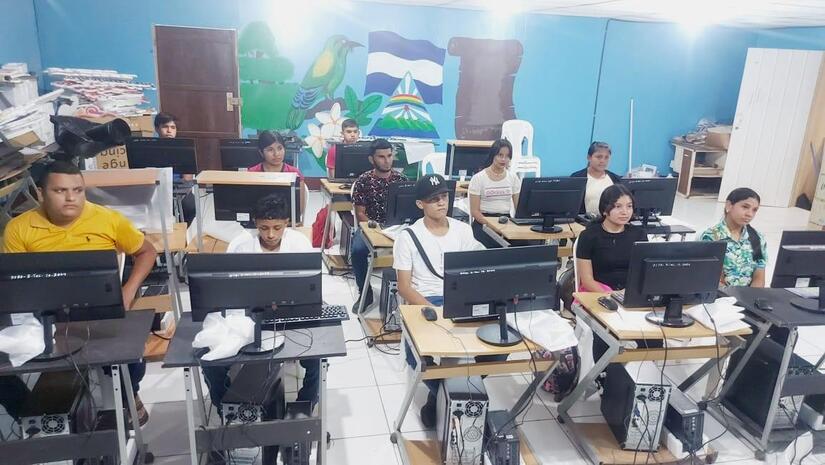 OFICIOS13