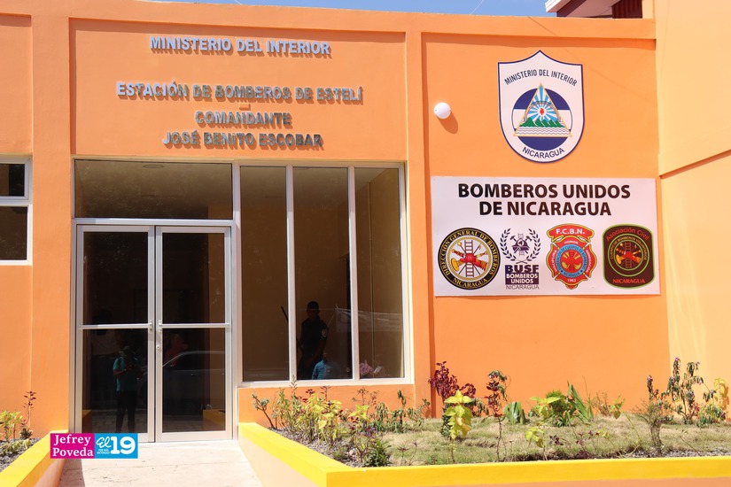 BOMBEROS25