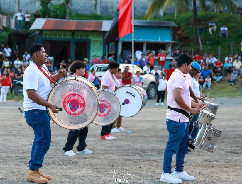 BANDAS15
