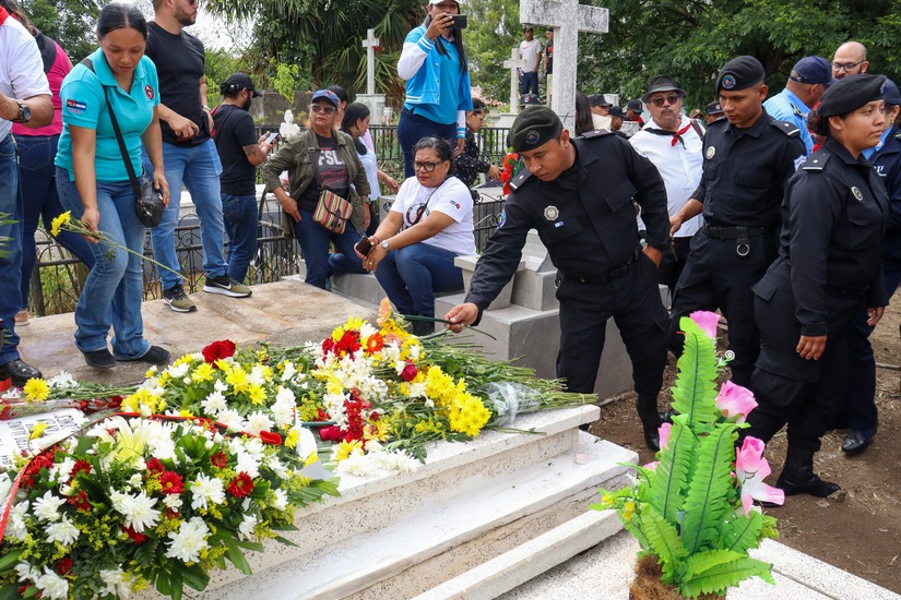 ESTELI-(35)