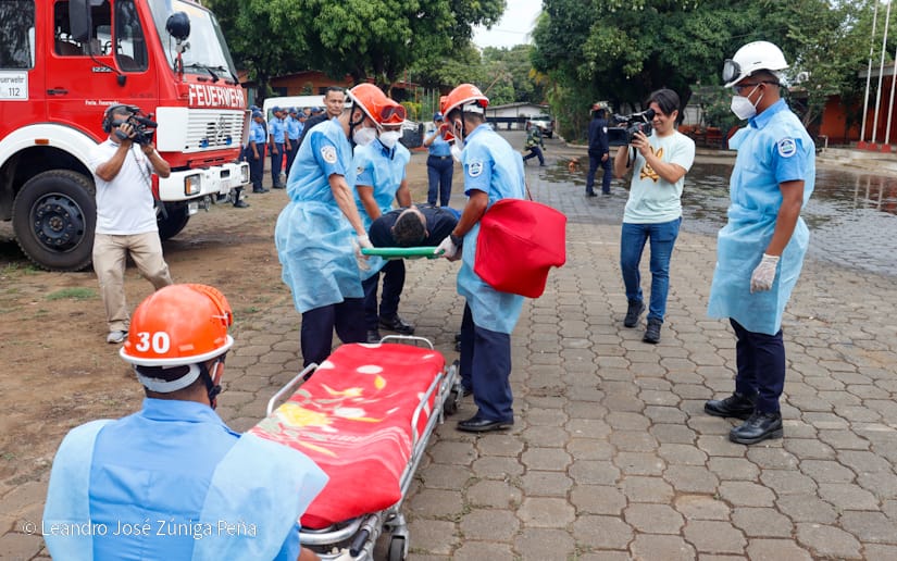 BOMBEROS-UNIDOS-33