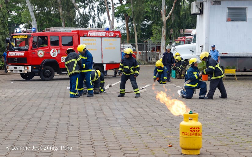 BOMBEROS-UNIDOS-40