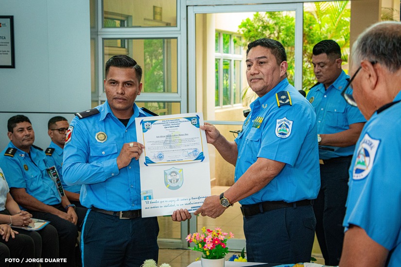POLICIA-(28)