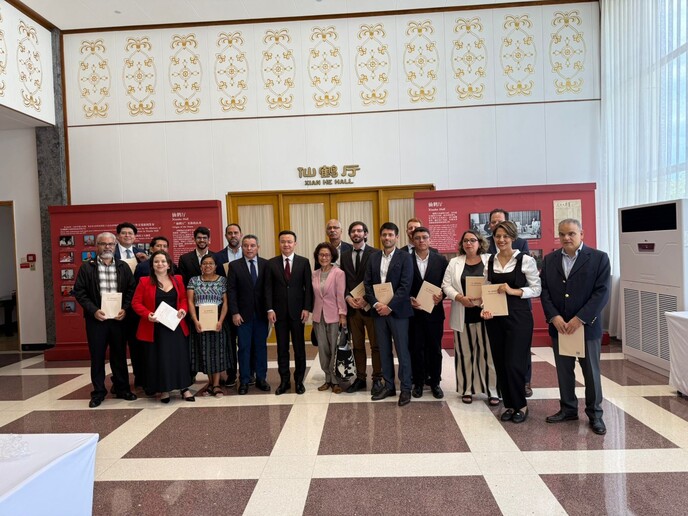 COMUNICADORES7