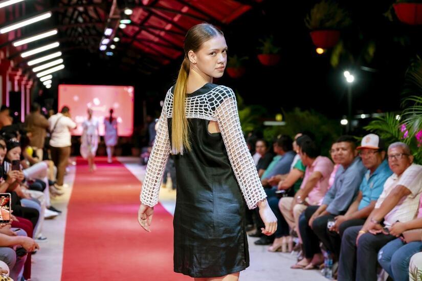 PASARELA12