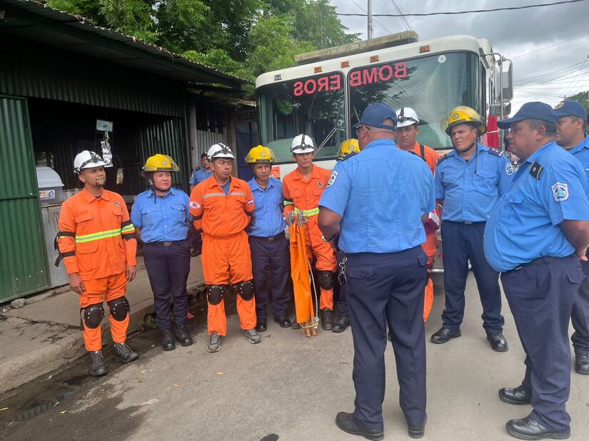 BOMBEROS5