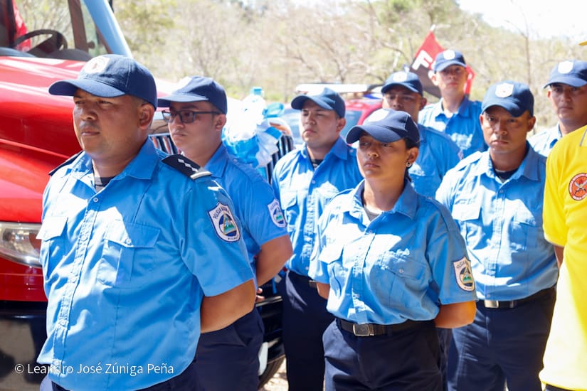 BOMBEROS38