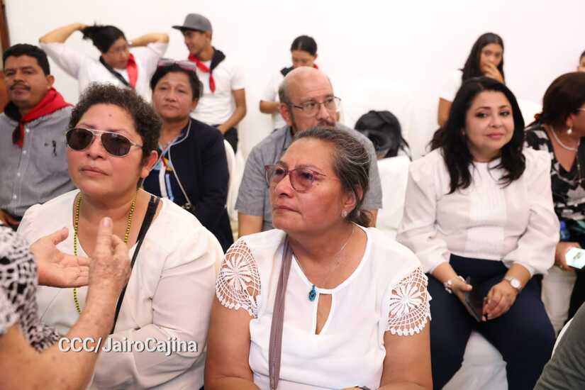 Gladys-Baez-11