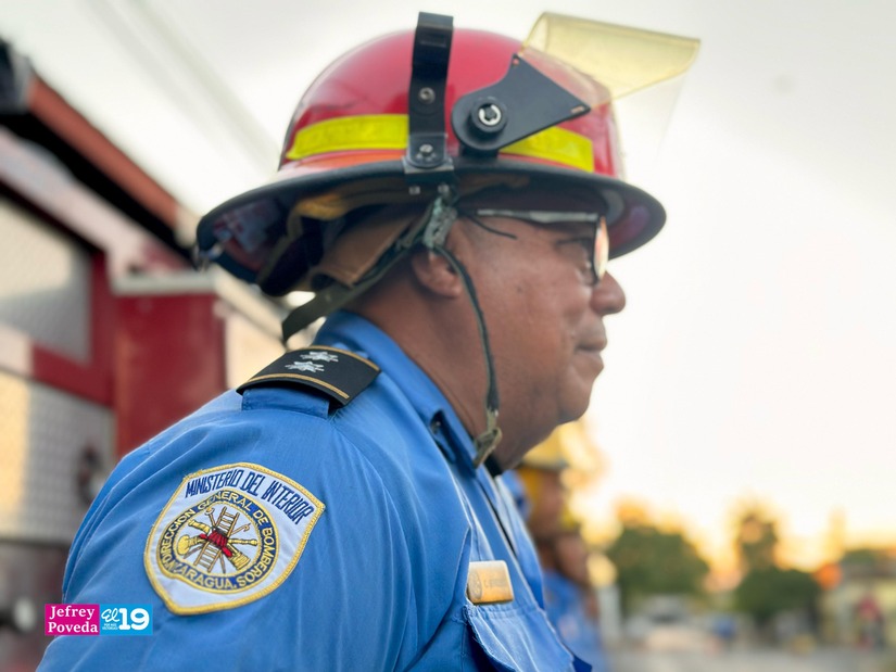 BOMBEROS-(4)