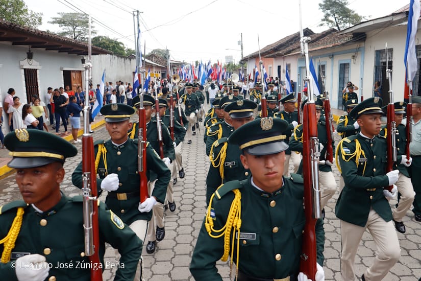 DESFILE-(68)