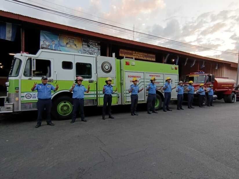 BOMBEROS-(2)