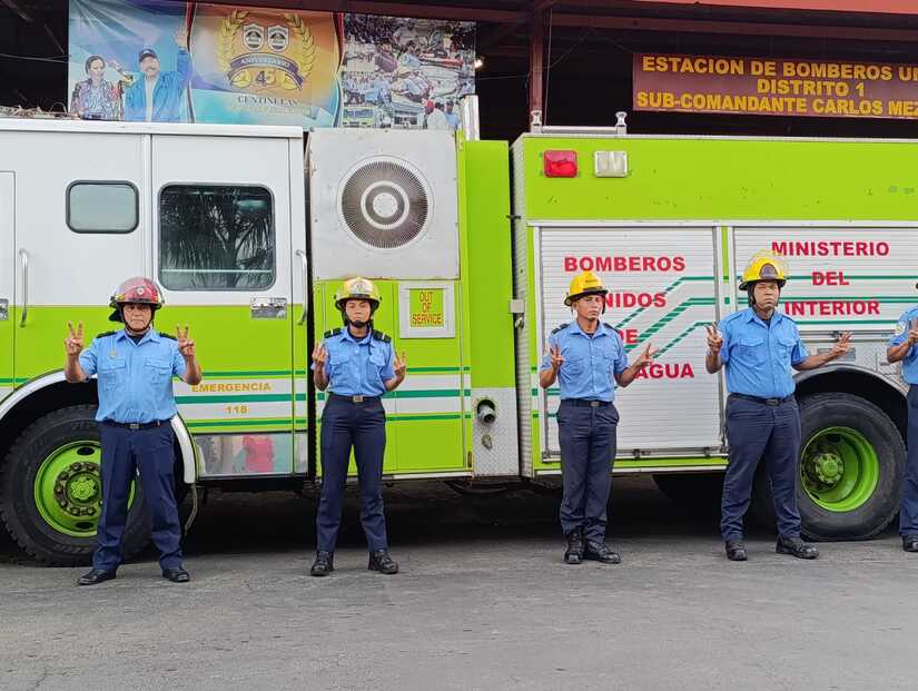 BOMBEROS-(3)