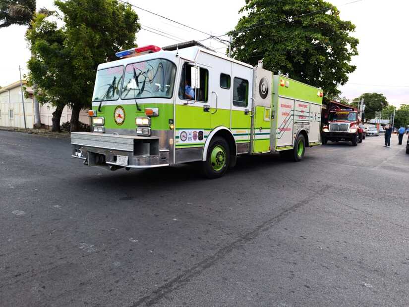 BOMBEROS-(4)