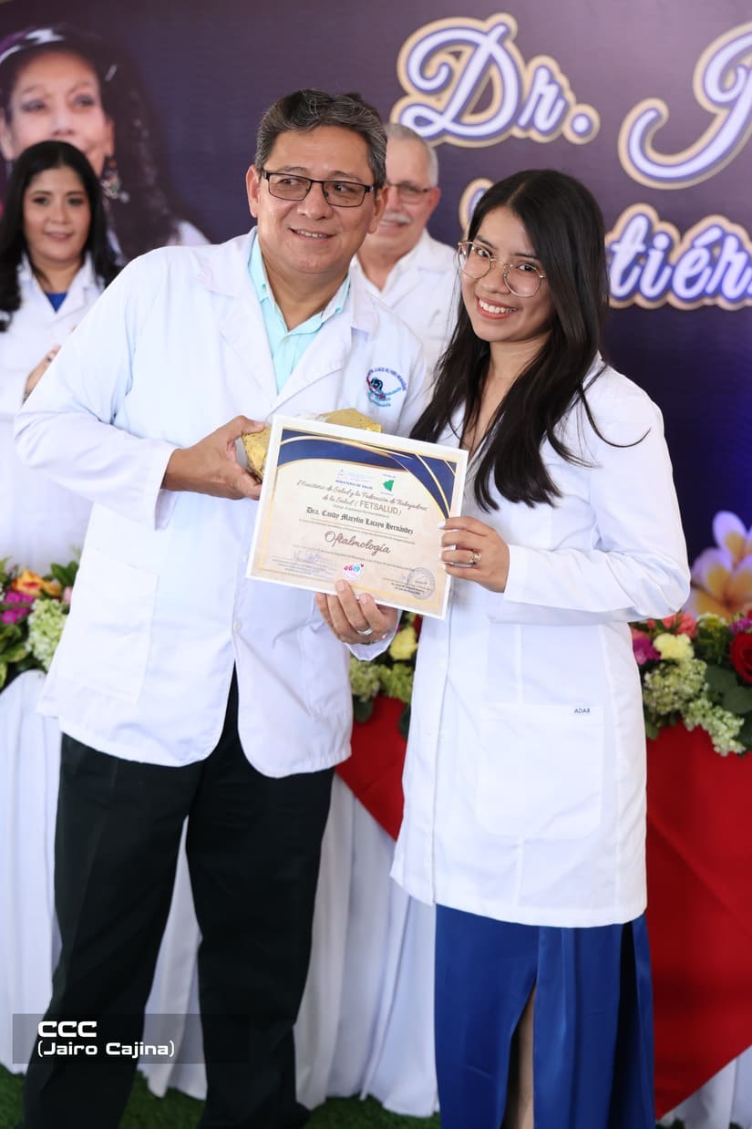GRADUACION30