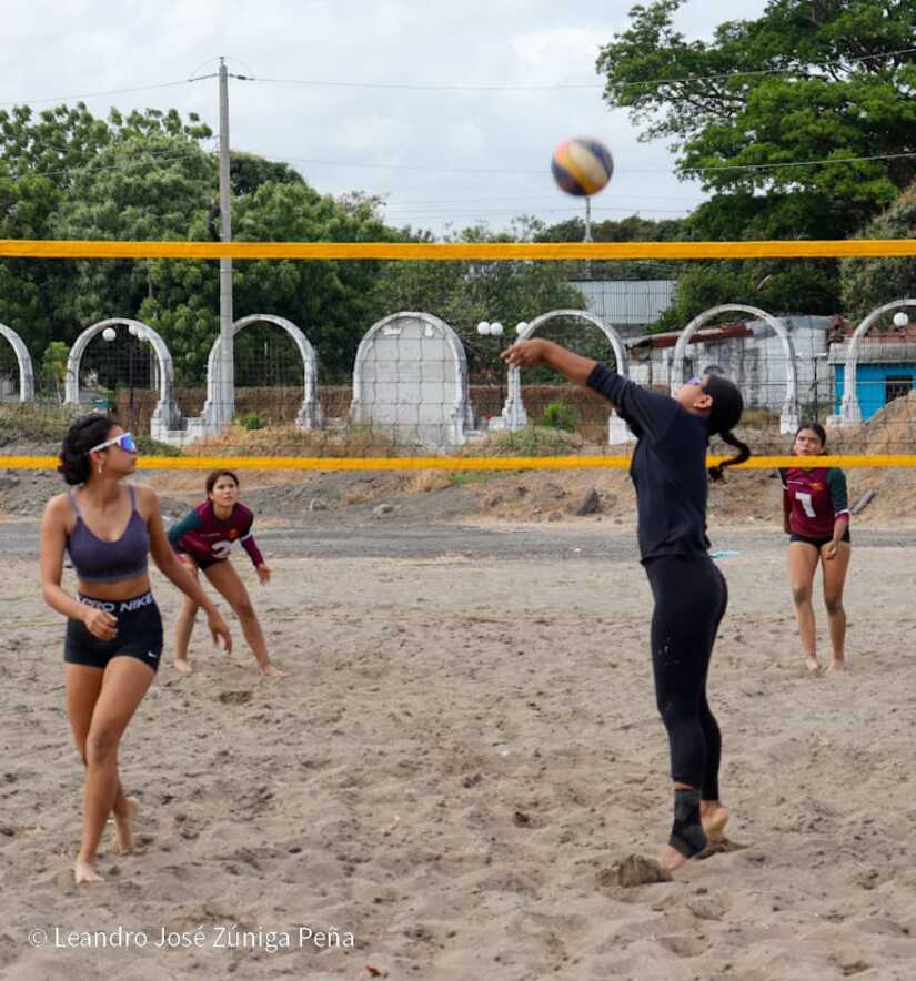 VOLEIBOL-PLAYA--(12)