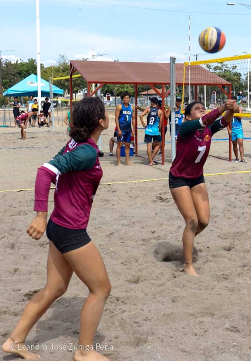 VOLEIBOL-PLAYA--(6)