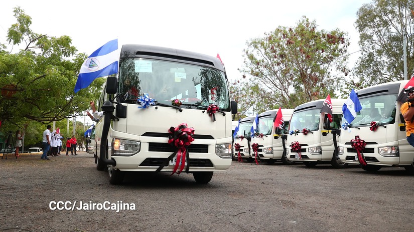 MICROBUSES15