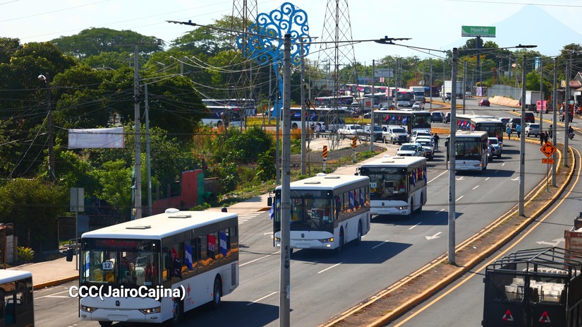 Autobuses-Yutong-8
