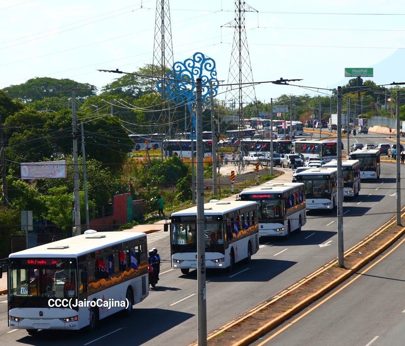 Autobuses-Yutong-9