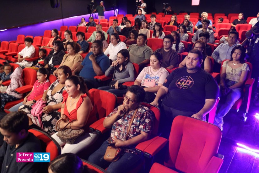 CINE-(3)