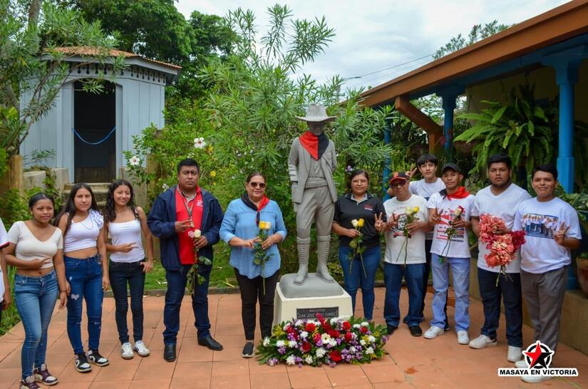 SANDINO-(12)