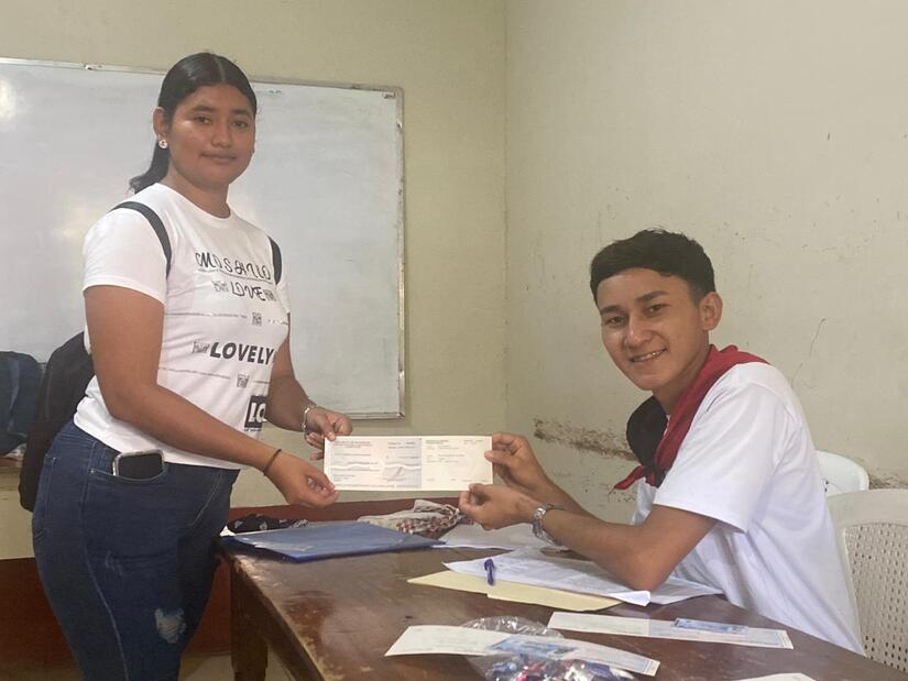 becas-44