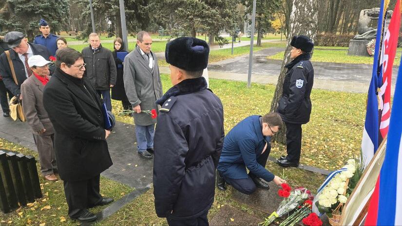 MOSCU6
