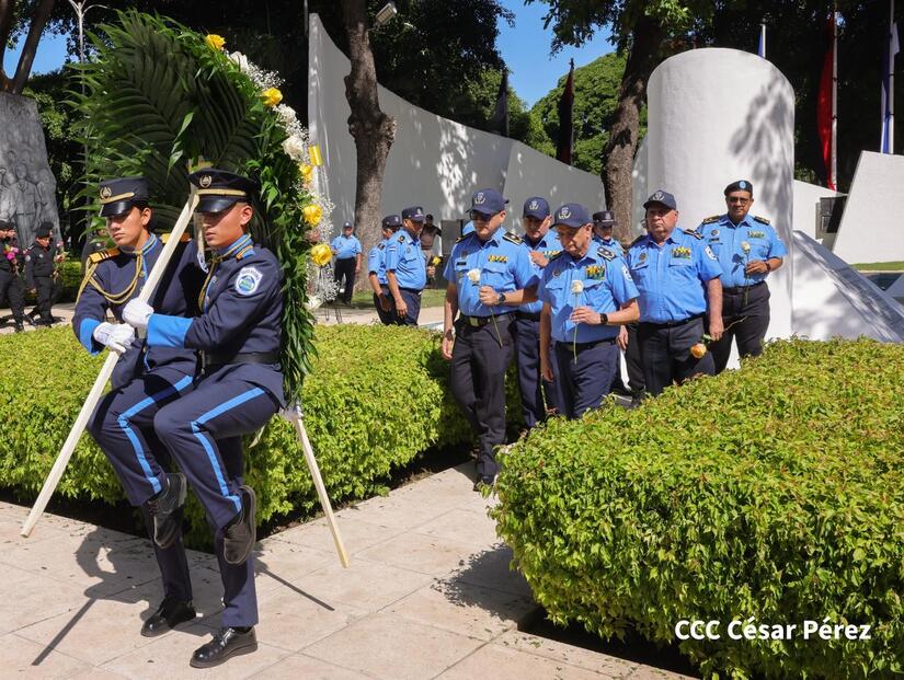 Comandante-Carlos--(2)