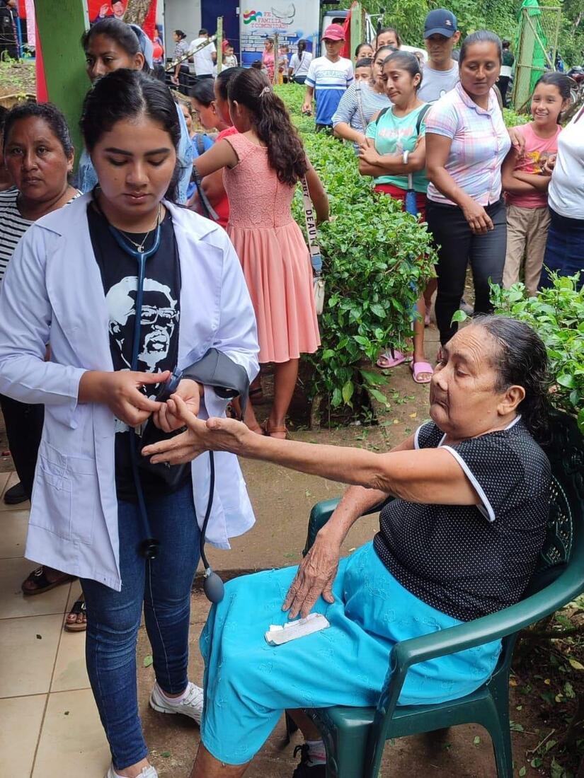 FERIA-DE-SALUD--(4)