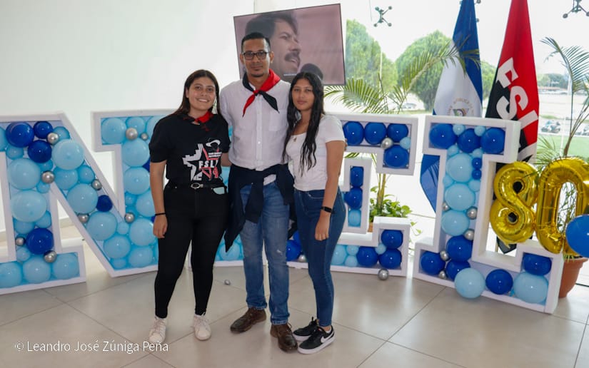 COMANDANTE18