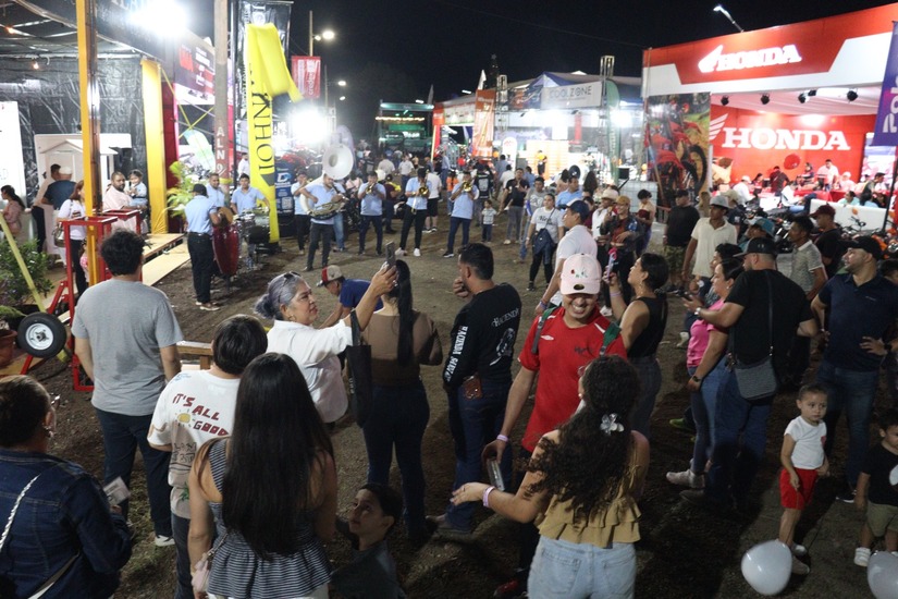 FERIA-(8)