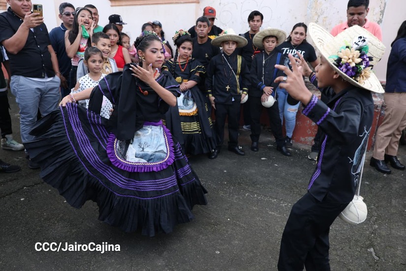 BAILE-(6)