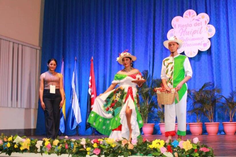 HUIPIL14