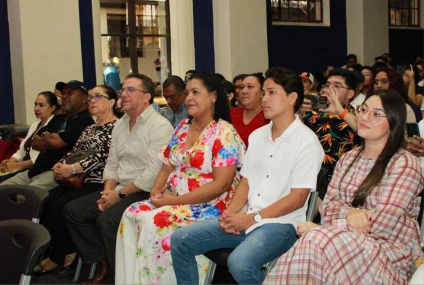 HUIPIL9