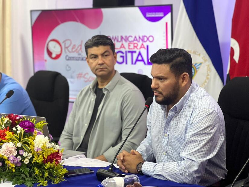 COMUNICADORES8