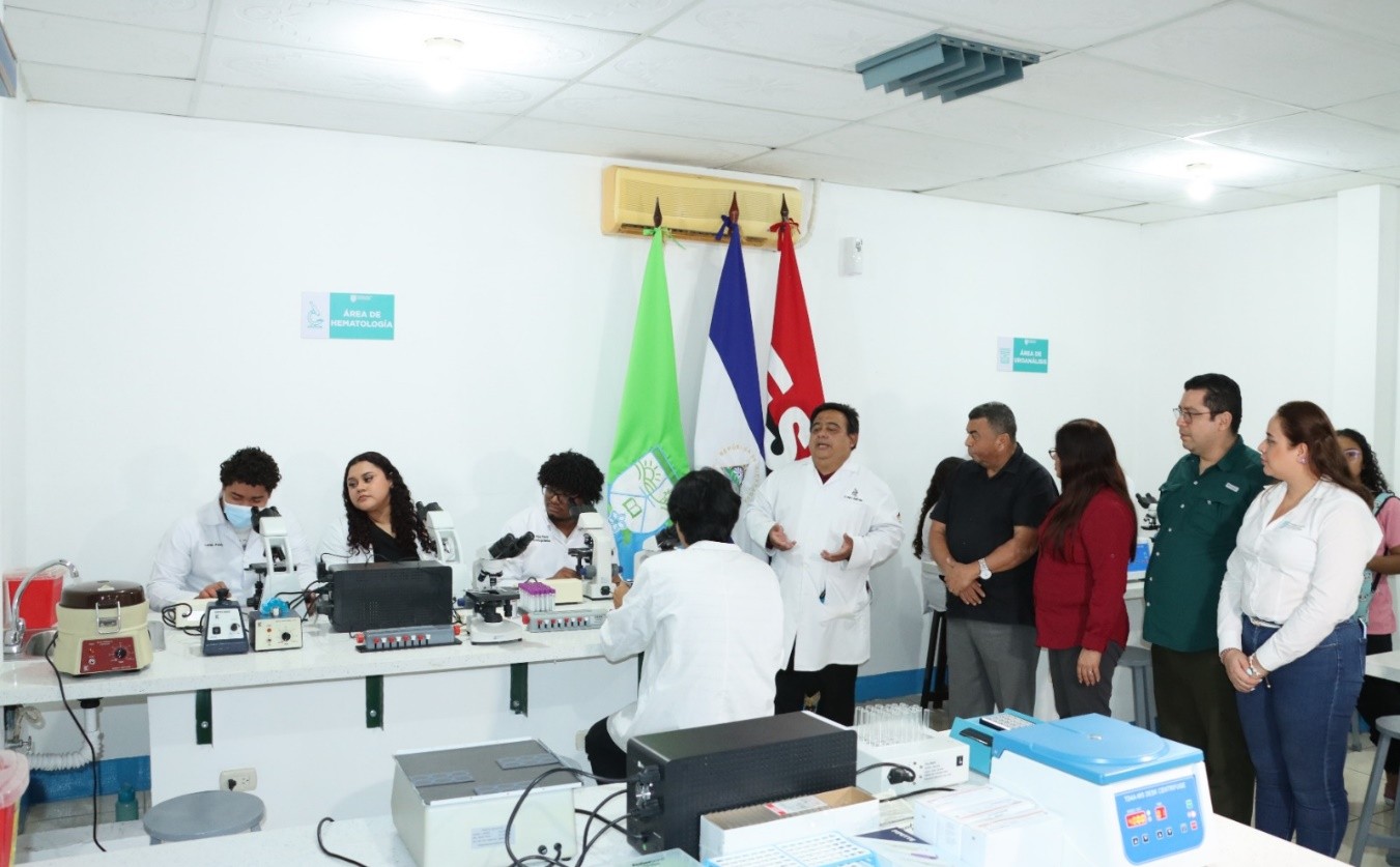 LABORATORIOS7