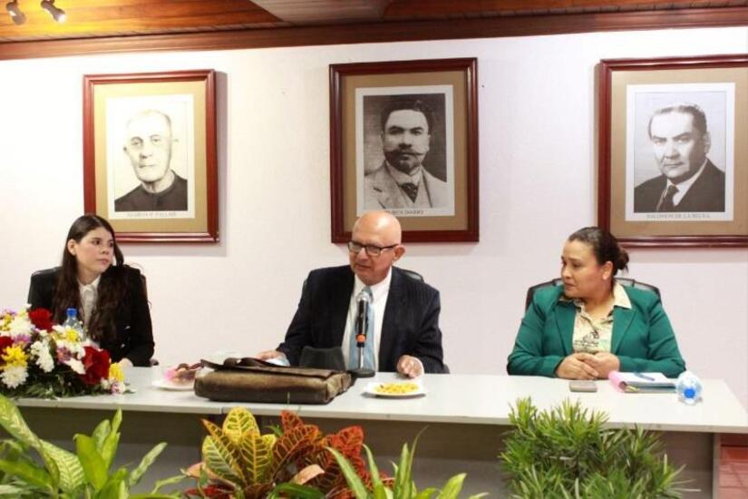 SECRETARIA5