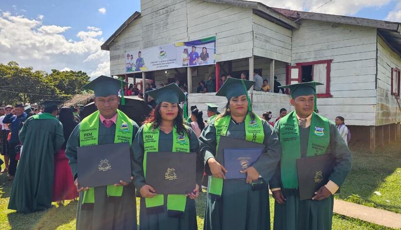 TITULOS4