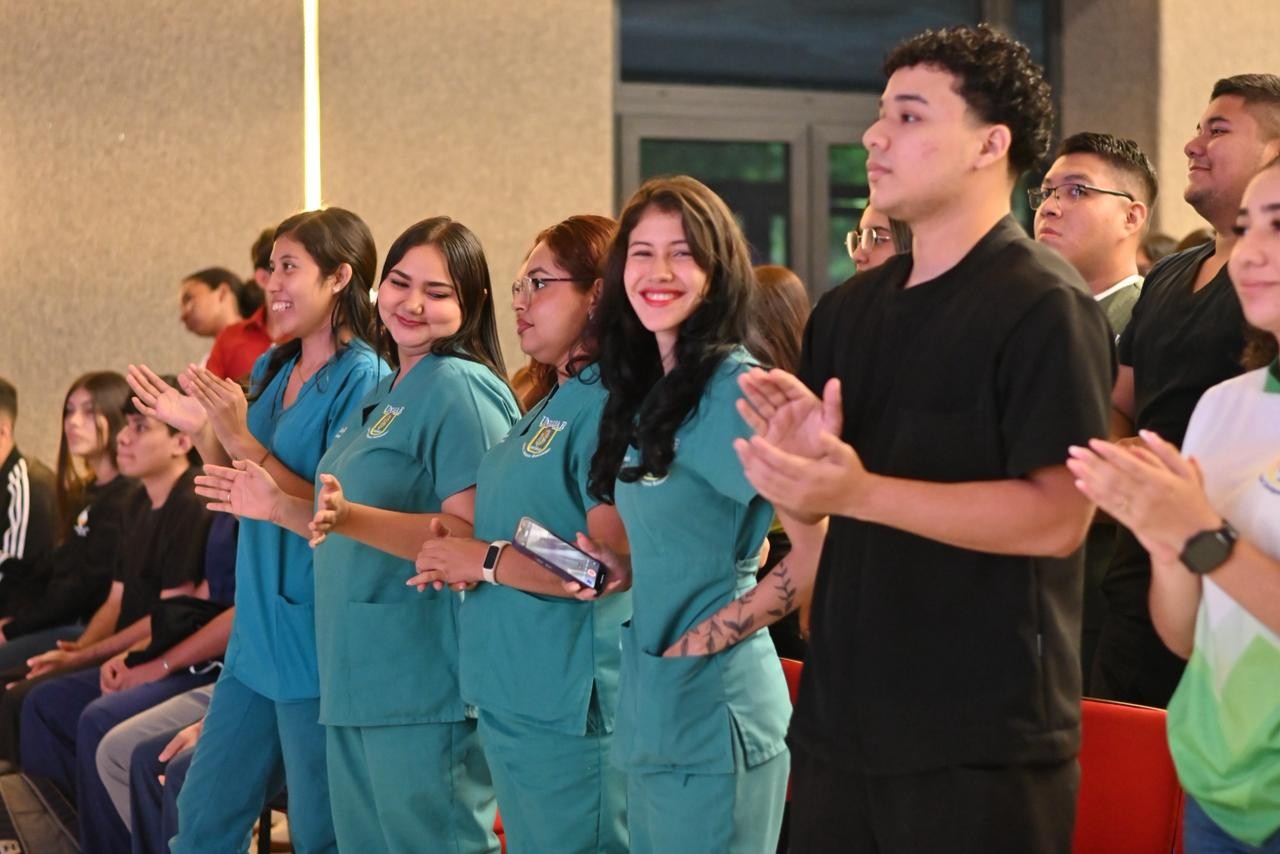EMPRENDEDORES13