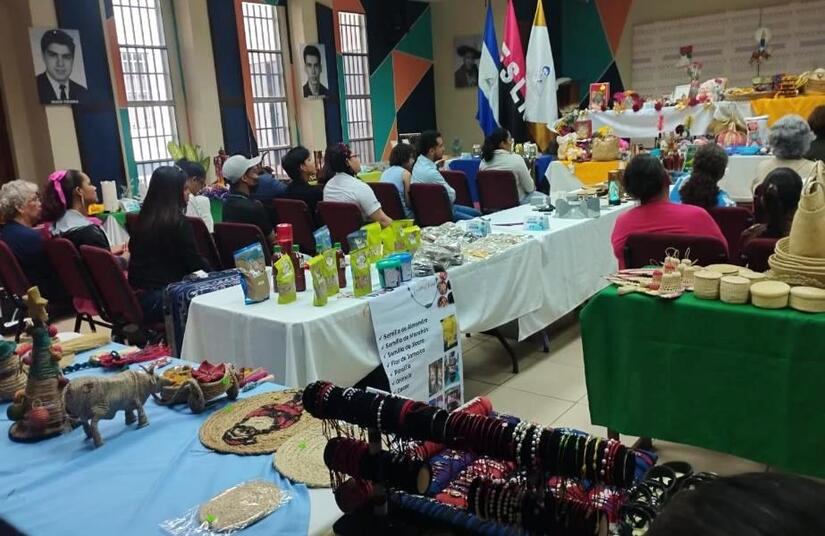 EMPRENDE-(7)