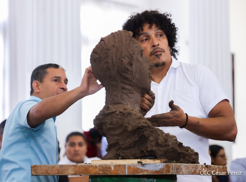 Escultores-Rusos-51