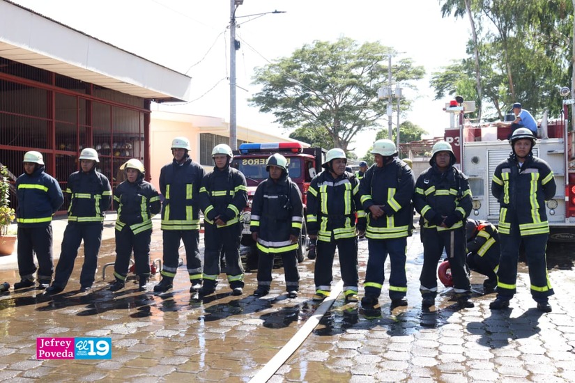 BOMBEROS16