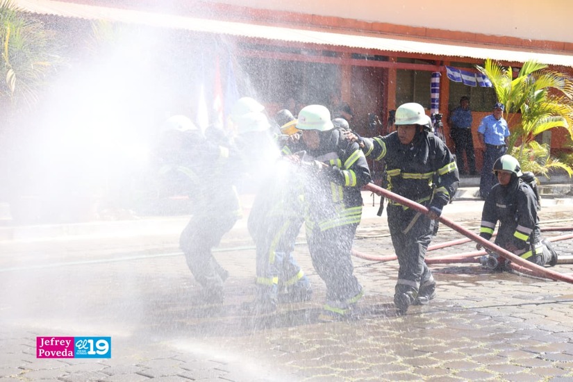 BOMBEROS6
