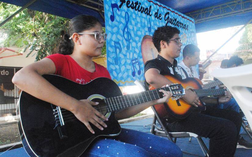 GUITARRA4